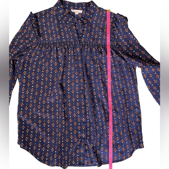 a love a 100% Silk Long Sleeve Button Down Blouse in Navy Size Medium - Picture 7 of 8